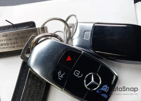 2023 Mercedes-Benz E 350 4Matic z USA, uszkodzony, nr VIN W1KZF8EB3PB187463